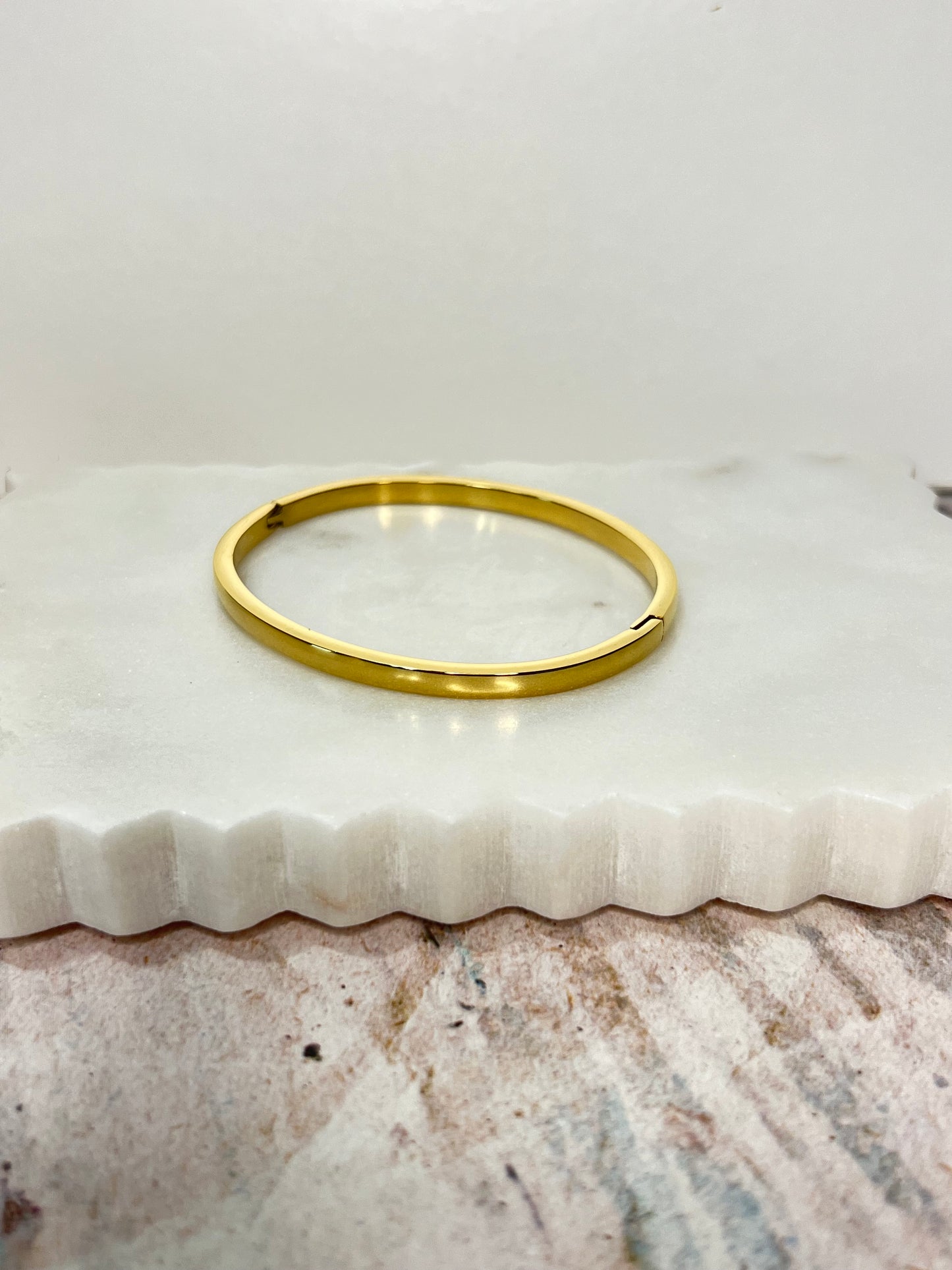 Minimalistic Bangle